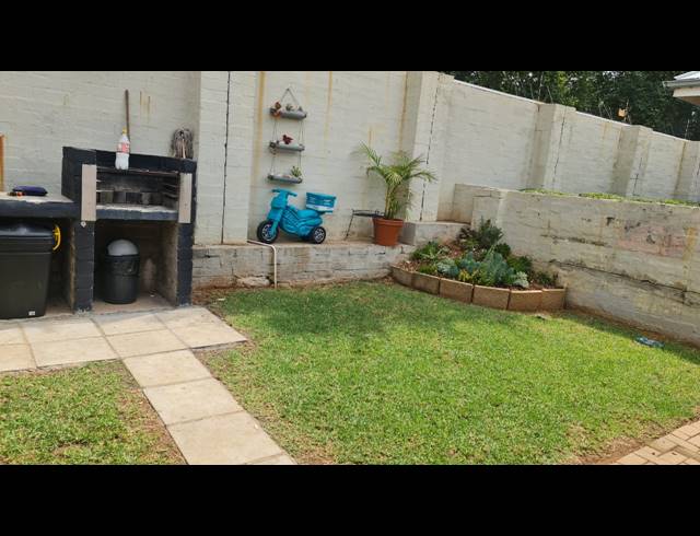 2 BEDROOM TOWNHOUSE FOR SALE IN CASHAN